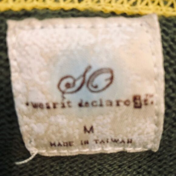 Y2k Juniors green scoop neck sweater with yellow seams - Picture 3 of 4